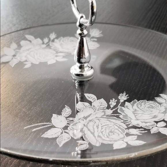 Floral Glass Jewelry Plate - Picture 3 of 4